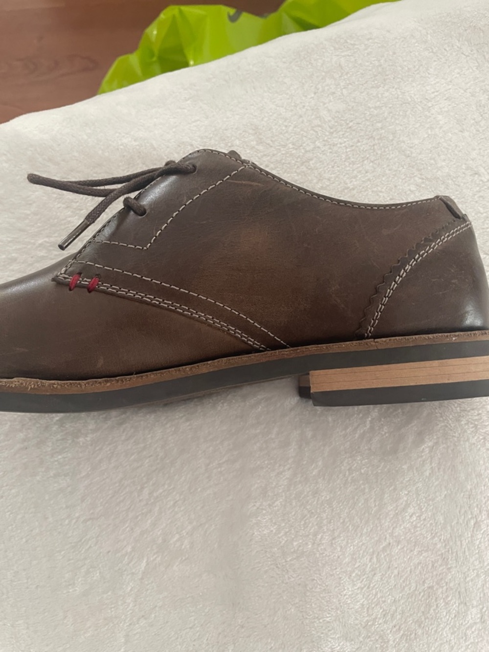 Original Penguin Men's Dark Brown Leather Lace-Up Oxfords - Picture 4 of 13